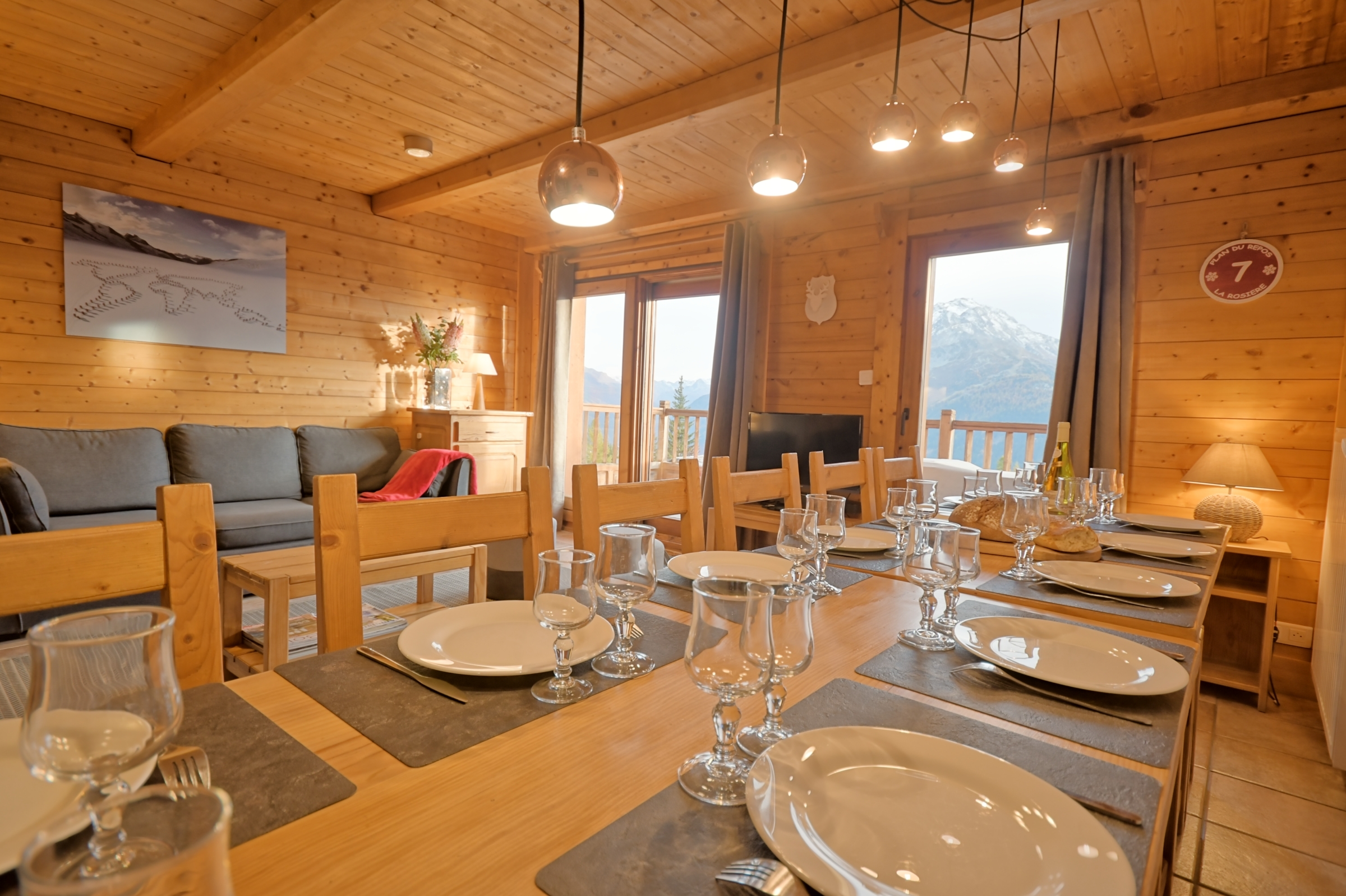 Salon, Demi-chalet Hermine